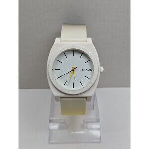 Nixon The Time Teller P Minimal 39mm Watch Yellow Black Ombre Unisex New Battery
